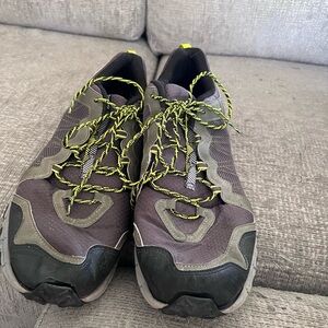 Reebok Black and Gray Athletic Shoes